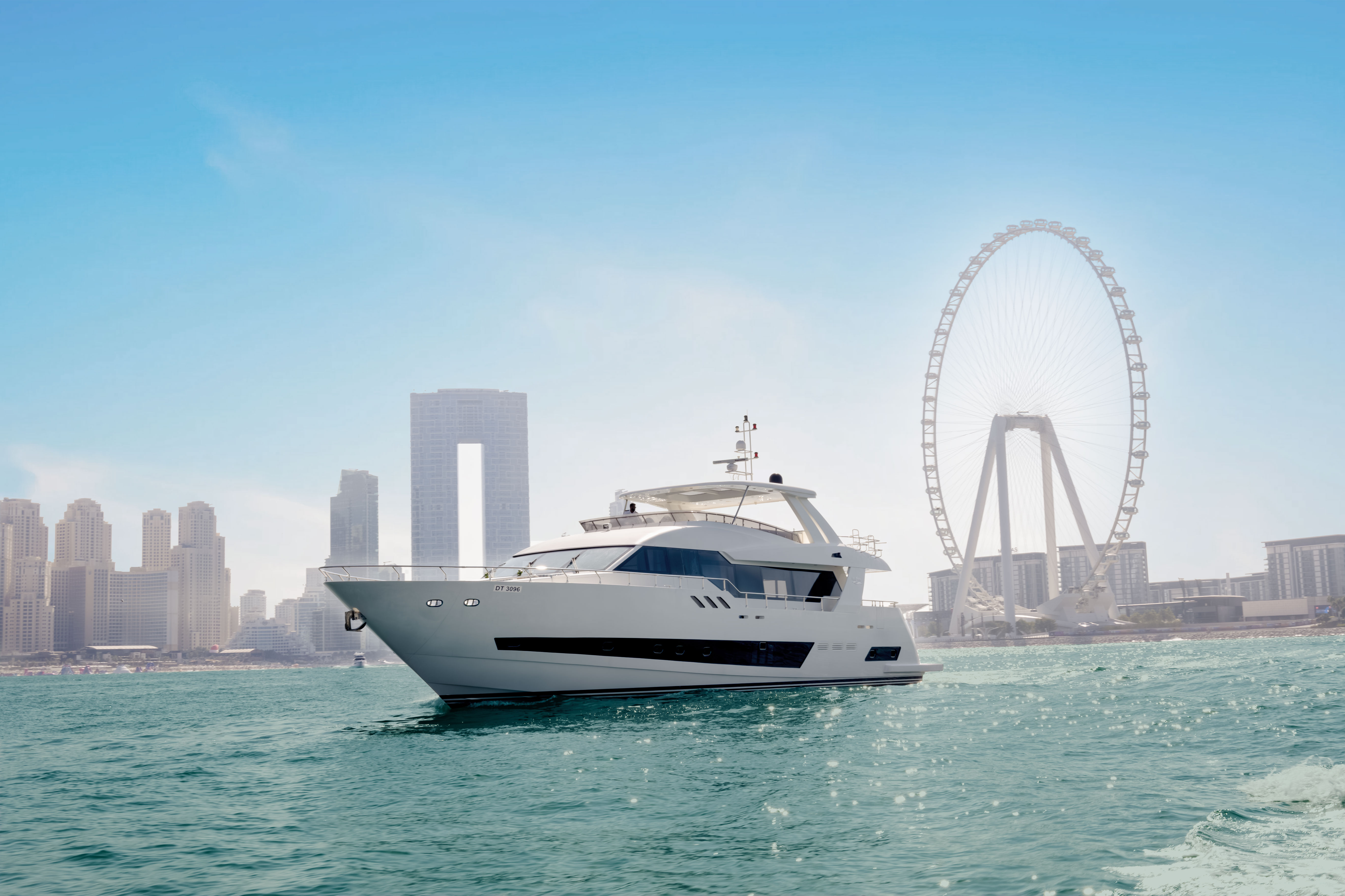 96ft Caliente Yacht